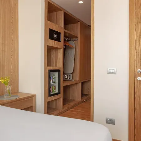 Amare Otel Shëngjin