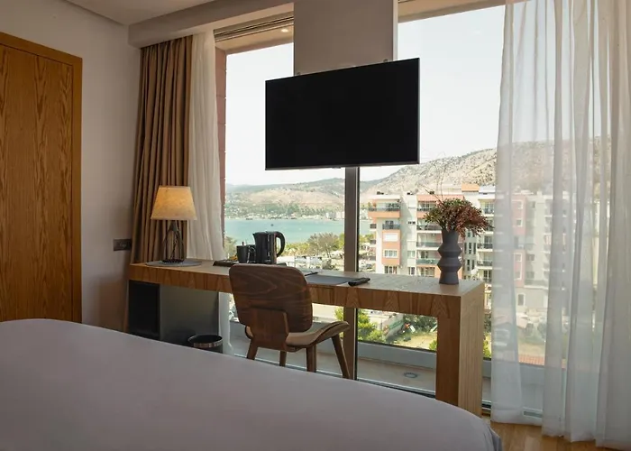 Amare Hotel 4*